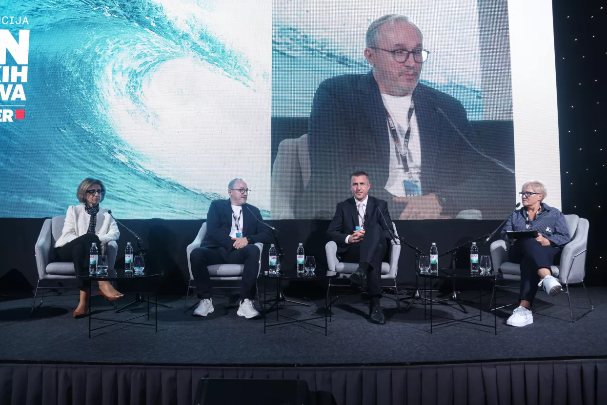 Dan velikih polanova 2024.Okrugli stol: Razvoj poslovanja- prilike i opasnosti.Mirjana Igrec, Damir Sabol, Dragan Ba&scaron;karad, Manuela Ta&scaron;ler.