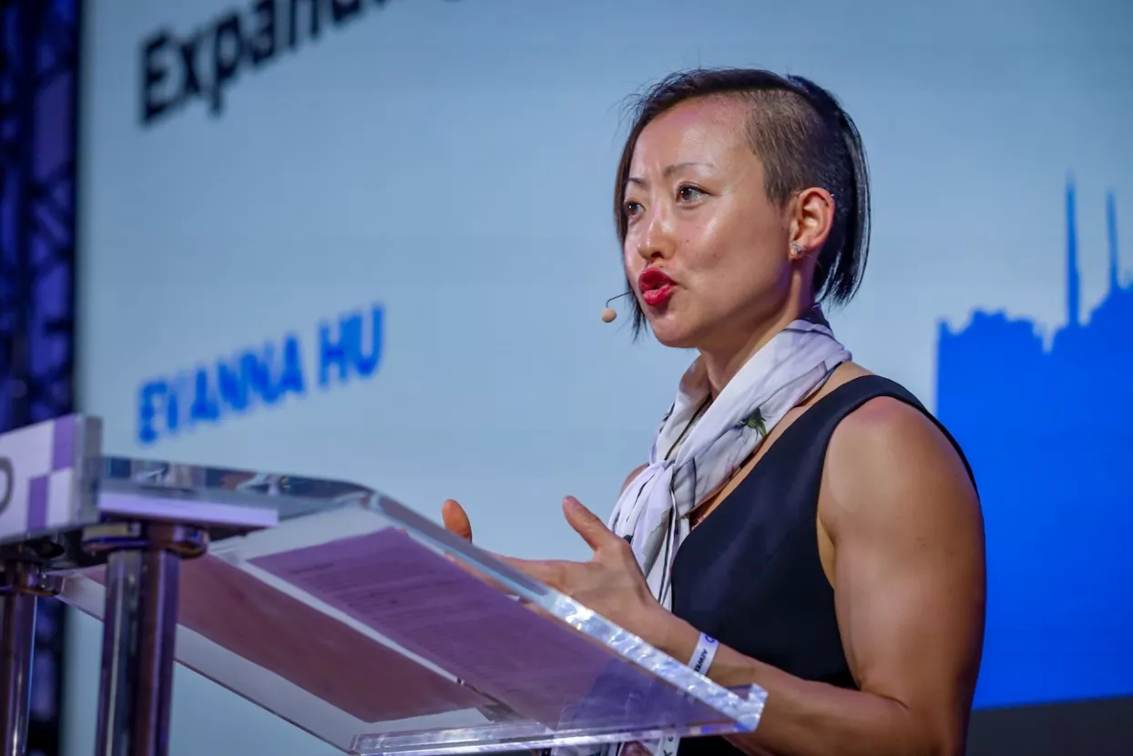 Evana Hu