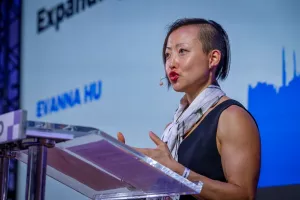 Evana Hu