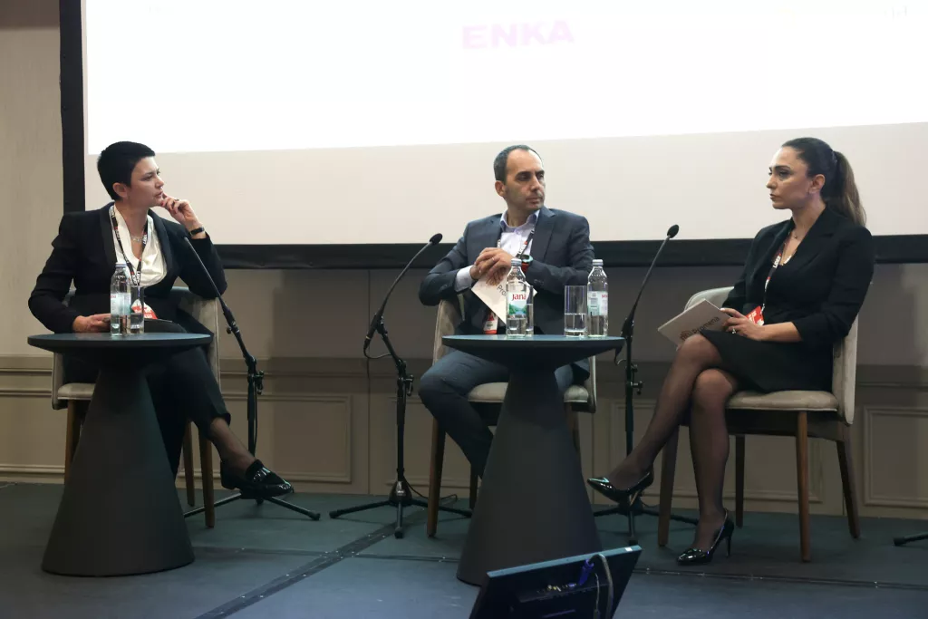 Konferencija o nabavi 2024. Panel 1: Helena Popović Petru&scaron;ić, Ertugrul Kircicek i Ozge Gulden Gungor 