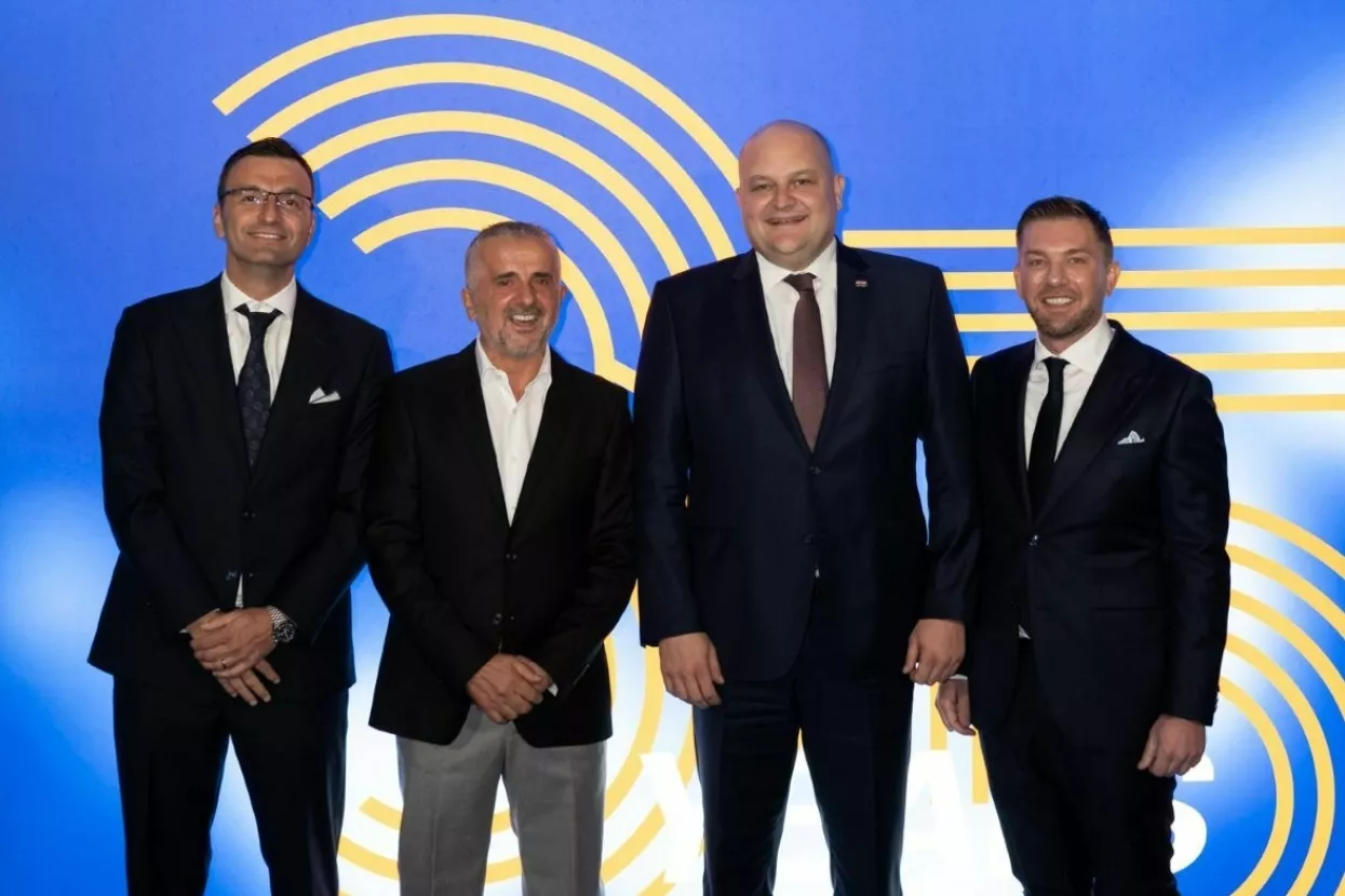 Mate Andabaka, Luka Rajić, Ante &Scaron;u&scaron;njar i Mario Mesaro&scaron;