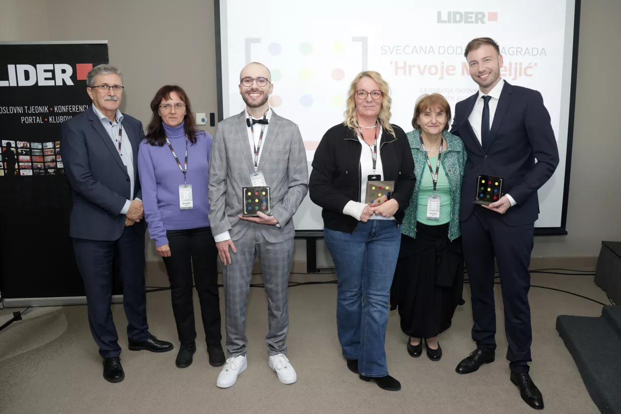 Dodjela nagrade Hrvoje Mateljić 2024. Miodrag &Scaron;ajatović, Slavica Bakić, Domagoj Paljizović, Ksenija Pu&scaron;karić, Tena Peri&scaron;in i Marko &Scaron;iklić