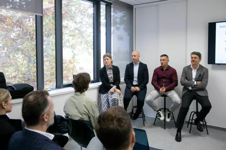 Ivana Murati Petrović, Andrija Petar Bo&scaron;njak, Andrej Božić, Gordan Mu&scaron;kićPoliklinika Dentum, Adria Dental Group
