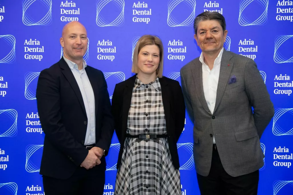 Andrija Petar Bo&scaron;njak, Ivana Murati Petrović, Gordan Mu&scaron;kićPoliklinika Dentum, Adria Dental Group
