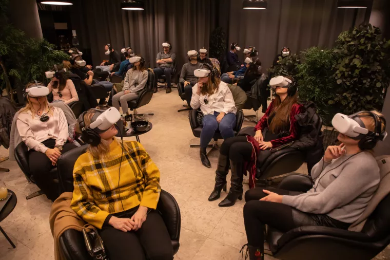 VR kino KEK