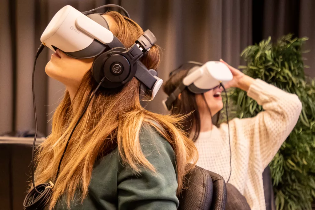 VR kino KEK