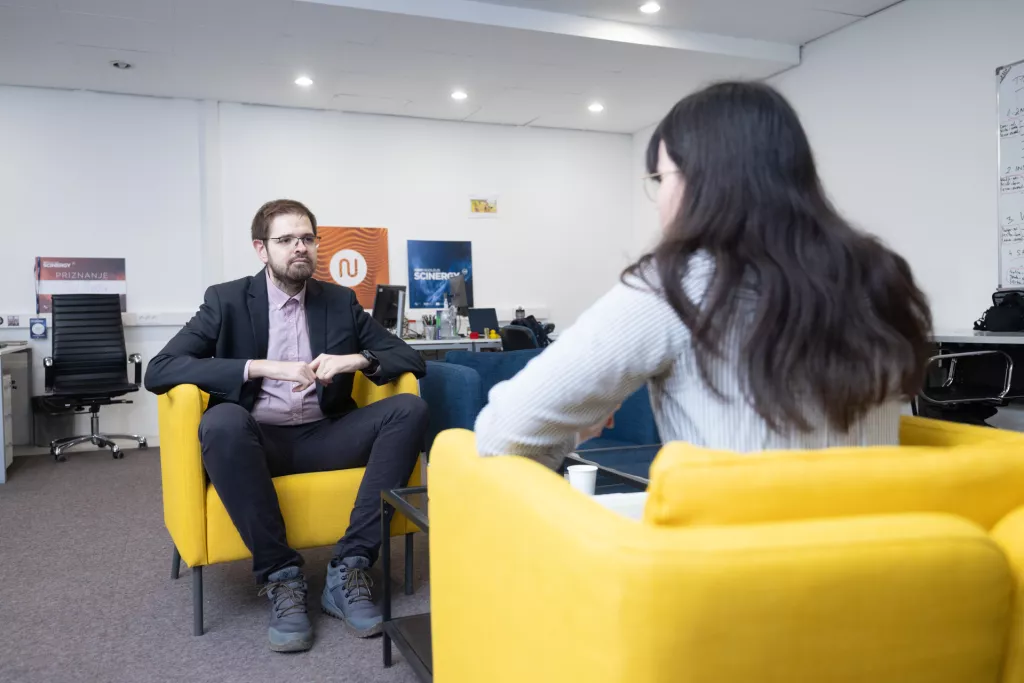 Matija Srbić, koordinator programa Nuqleus za startupove, koji djeluje na FER-u.