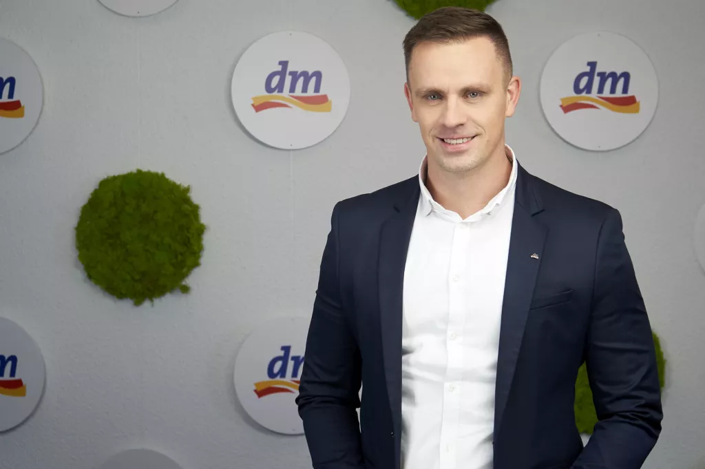 Ivan Horvat, dm