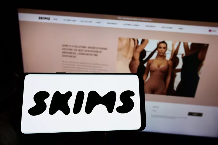 skims, kim kardashian