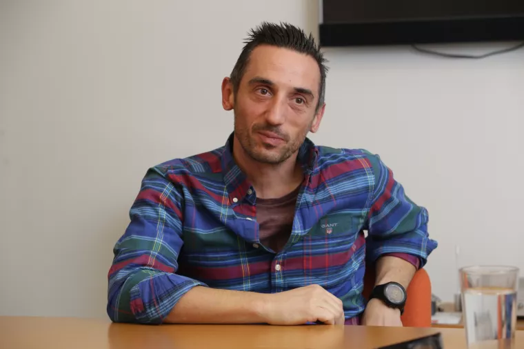 Sven Maru&scaron;ić, Five (Pet minuta d.o.o.)