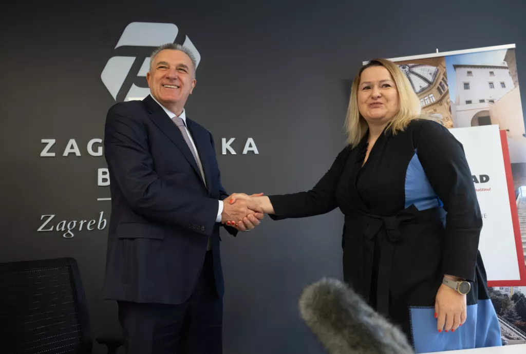 Na Zagrebačkoj burzi pu&scaron;tene u trgovanje dionice ING- Grada. Branislav Brizar, Ivana Gažić.