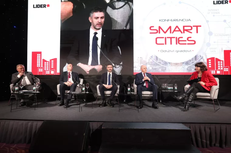 Smart cities 2025.Panel:Urbanizam i priu&scaron;tivo stanovanje.Željko Turk, Ivica Puljak, Mato Franković, Branko Bačić, Gordana Gelenčer.