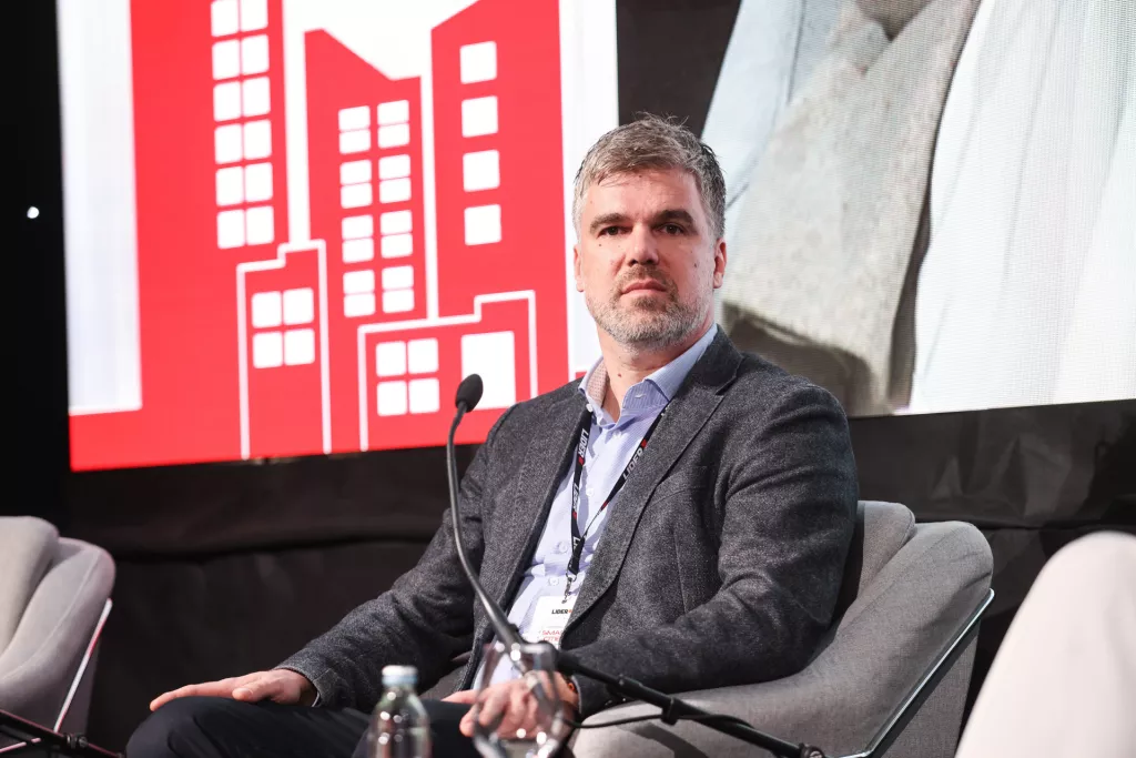 Smart cities 2025.Panel: Infrastruktura i digitalizacija.Branimir &Scaron;teko.