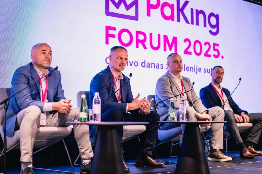 Panel PaKing Forum 2025.