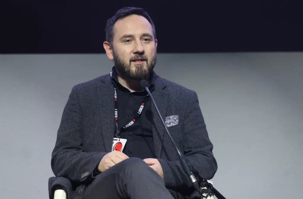 Financijski forum.Okrugli stol: Investicijski fondovi i strategije financiranjarasta kompanija.Stevica Kuharski