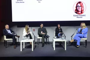 Financijski forum.Okrugli stol: Brži, jedinstveniji i sigurniji financijski tokovi.Božidar Andrija Luk&scaron;a, Morana Čulo Jovičić, Josip Kovačec, Irena Weber, Ksenija Pu&scaron;karić