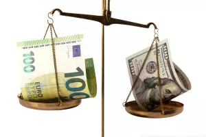 Euro, dolar