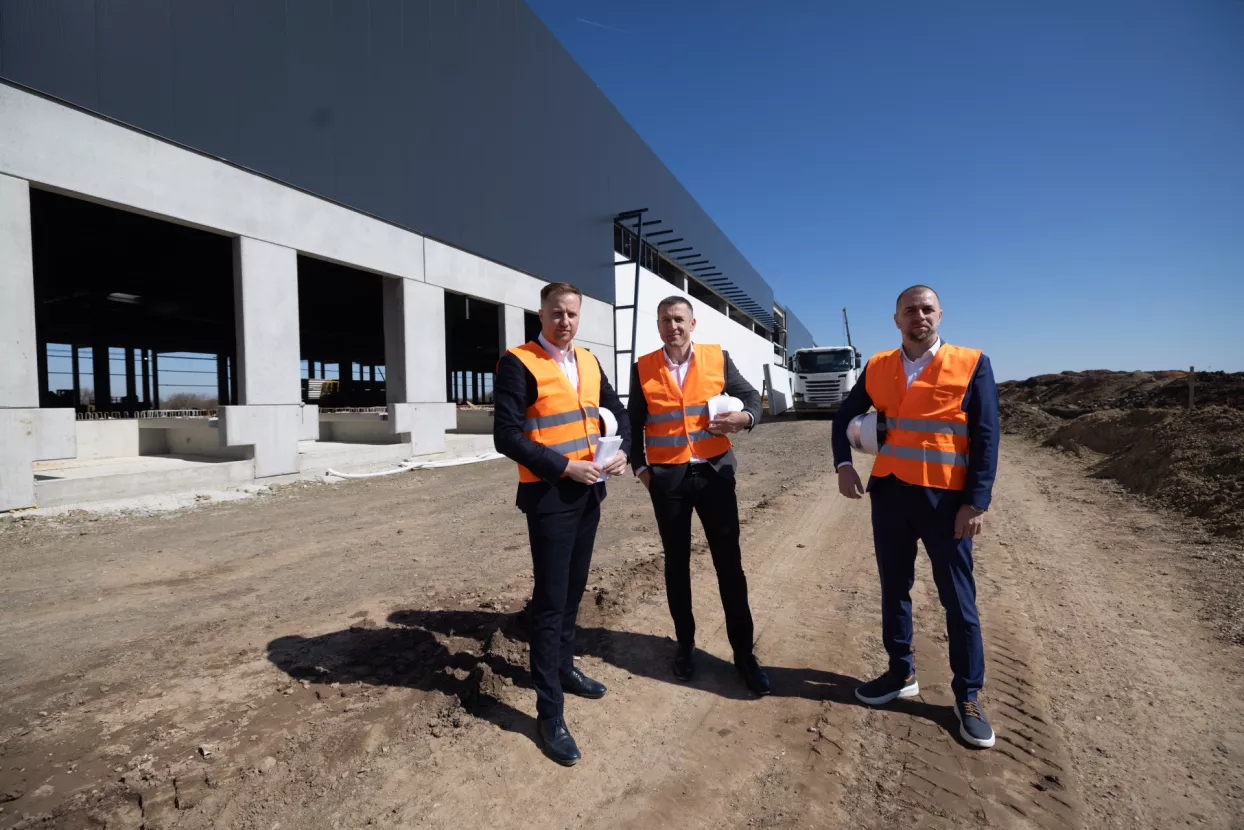 Dragan Ba&scaron;karad s timom na predstavljanju statusa gradnje logističko-distributivnog centra u Velikoj Gorici