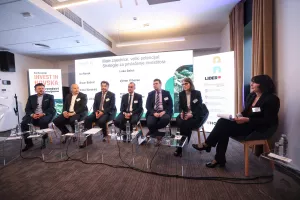 Invest in Novska 2025.1. okrugli stol: Male zajednice, veliki potencijal.Vjeran Vranac, Luka Balen, Dragan Jelić, Vicko Marde&scaron;ić, Bojan Batinić, Iva Novak.