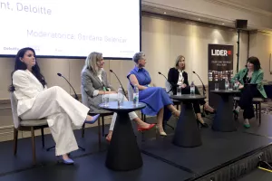 Konferencija ESG 2025. Panel "Izrada izvje&scaron;ća - iskustva iz prakse" Tihana Bažant, Nikolina Kolarić, Kristina Mumić, Nata&scaron;a Miku&scaron; Žigman i Gordana Gelenčer