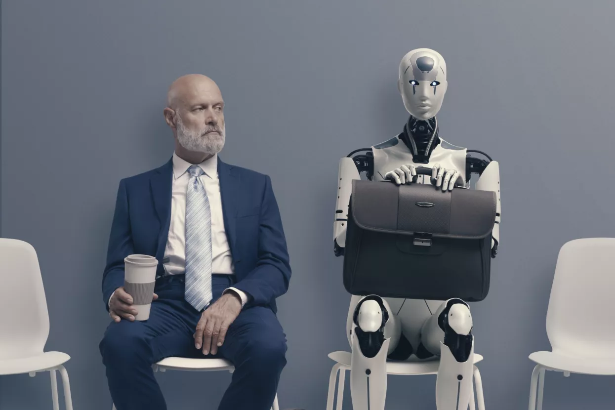 Čovjek vs Robot Vs AI