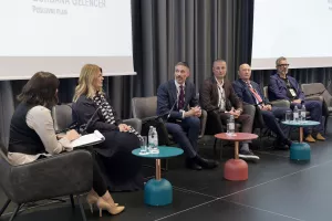 Energetska budućnost Hrvatske 2025. Okrugli stol 1: Gordana Gelenčer, Jasmina Horvat Martinović, Dražen Jak&scaron;ić, Ivan Paić, Leo Prelec i Vladislav Veselica