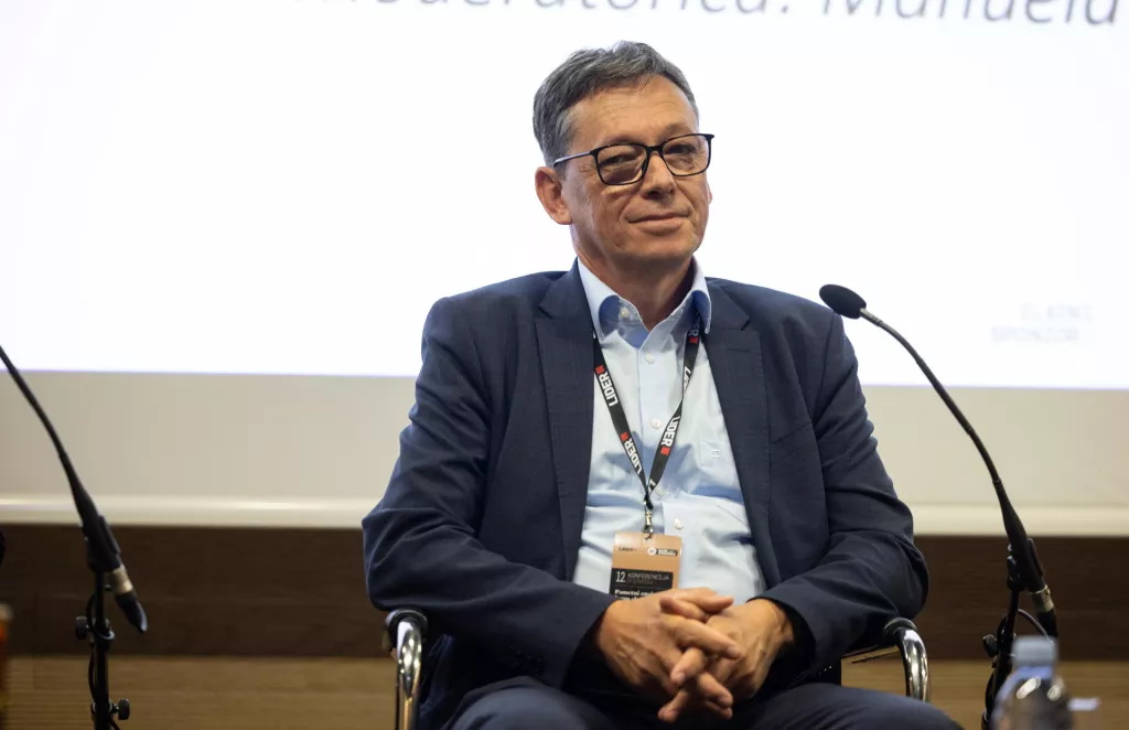 12. Konferencija o izvozu- Pametni znaju čemu služi izvoz.Panel 1.: Kako ploviti u nepredvidivim vremenima: Kre&scaron;imir Paić