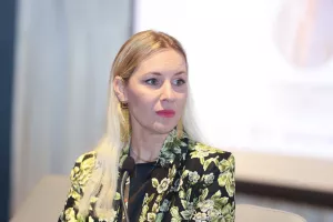 Budućnost obiteljskih tvrtki. Generacijska tranzicija: izazovi i prilike.One-on one.Eva Usmiani Capoblanco