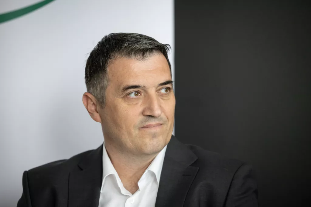 Uvr&scaron;tavanje dionica Žito grupe na Zagrebačku burzu i početak službenog trgovanja.Jozo Ljubičić