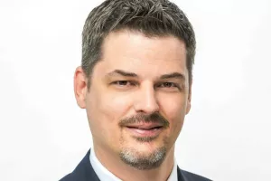 G&aacute;bor Darab