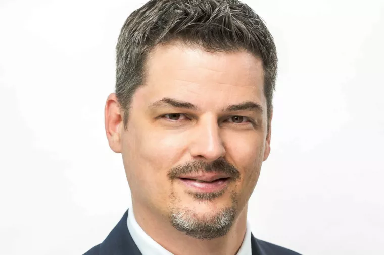 G&aacute;bor Darab