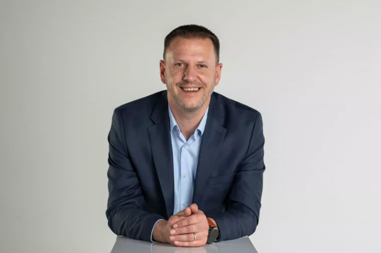 Mate &Scaron;tetić