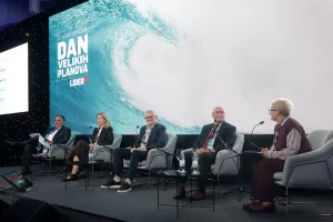 Dan velikih planova 2025. Panel 2: Upravljanje rizicima i otpornost. Boris Žgomba, Katija Klepo, Mirko Habijanec, Branko Roglić i Manuela Ta&scaron;ler