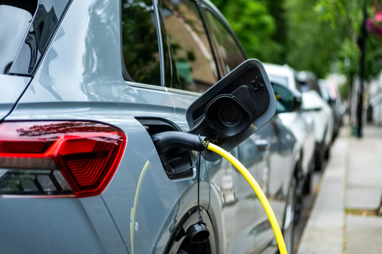 električni automobil