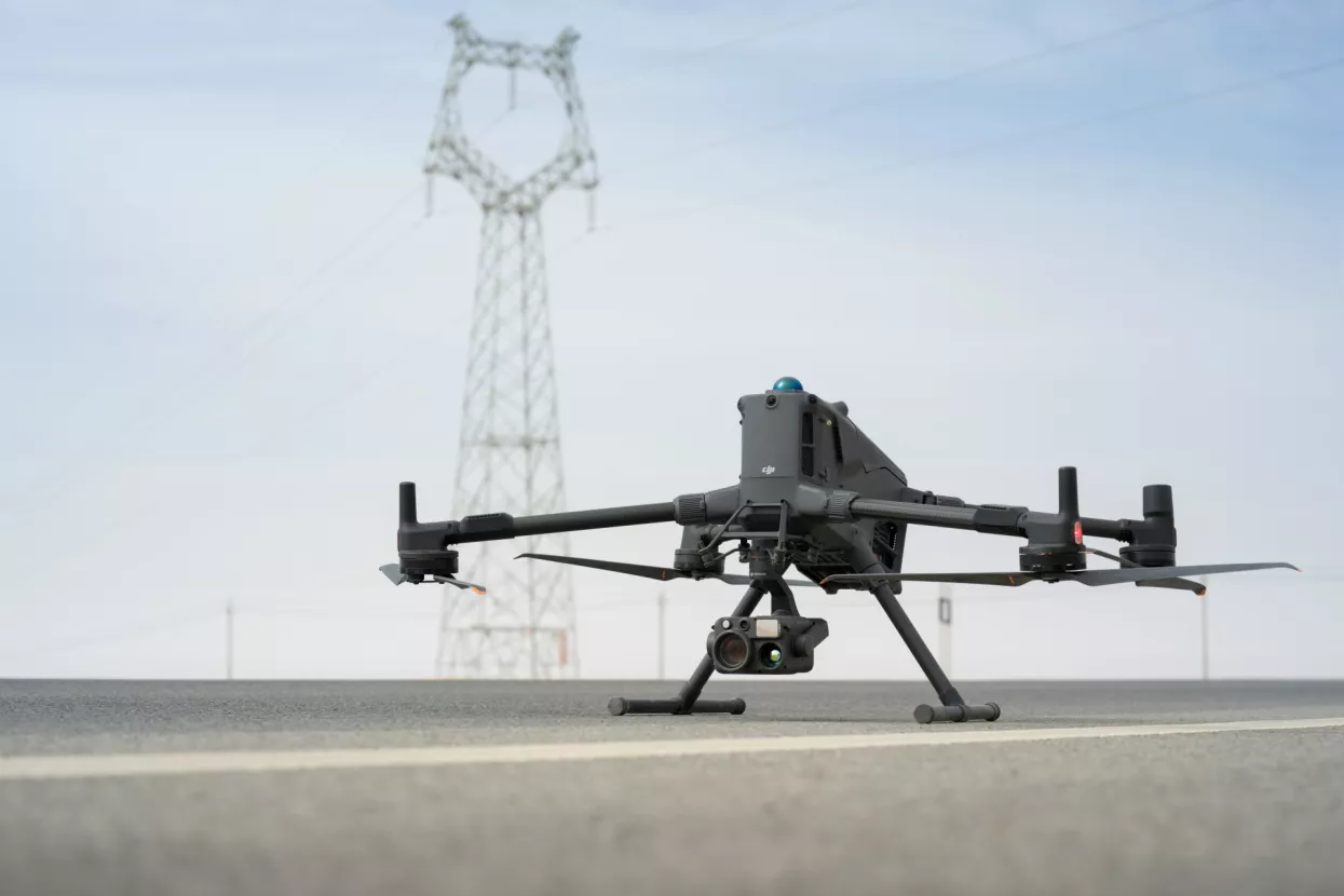 DJI dron
