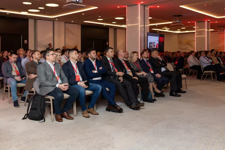Eccos dan 2025