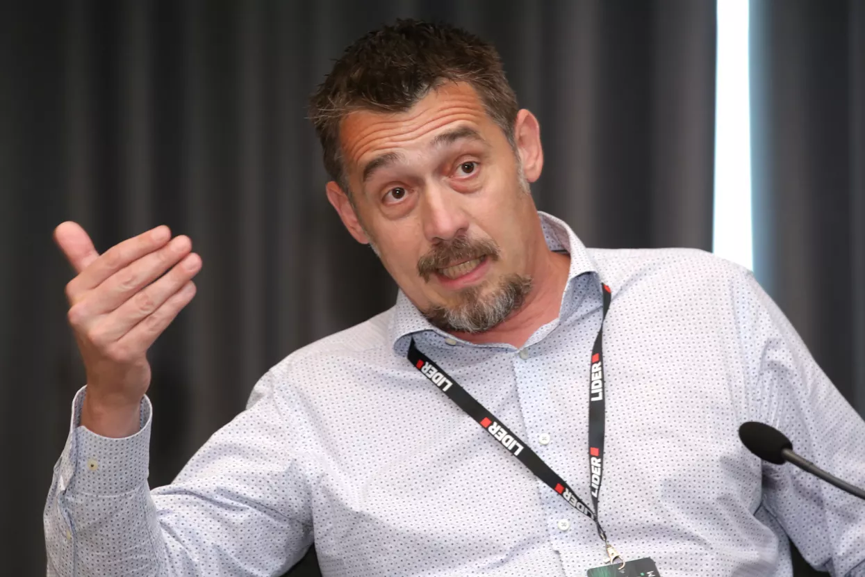 G.R.I.D. FORUM, Božidar Pavlović