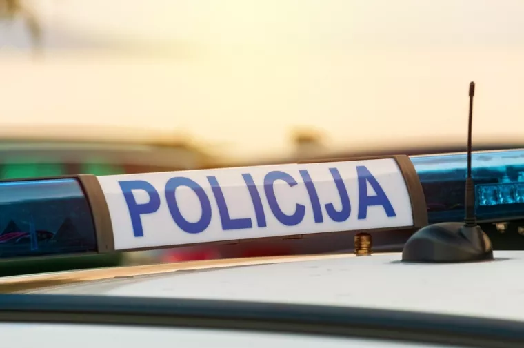 policija, policijsko vozilo