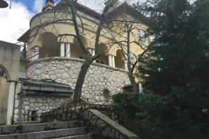 Vila Svežanj