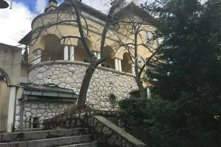 Vila Svežanj
